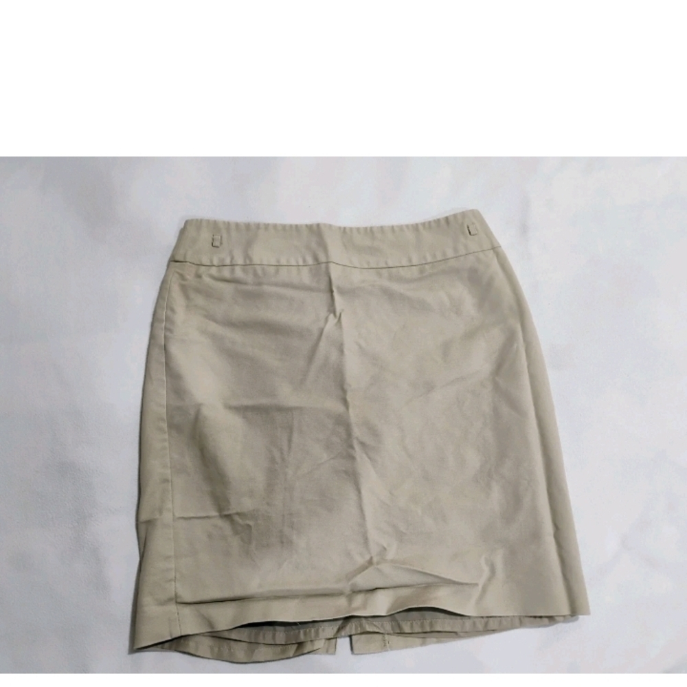 Liz Claiborne Classic Tan Pencil Skirt
